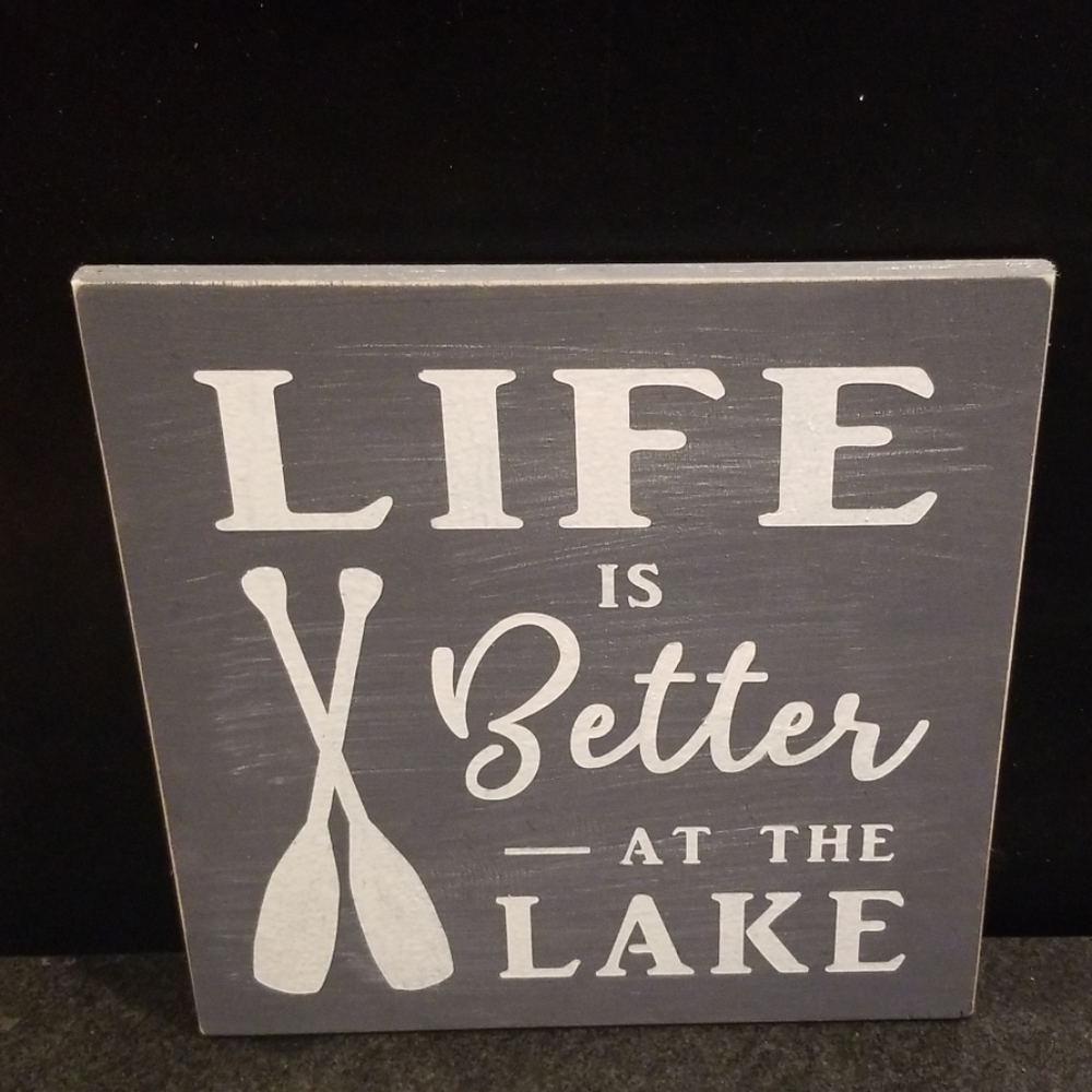 Wooden lake picture